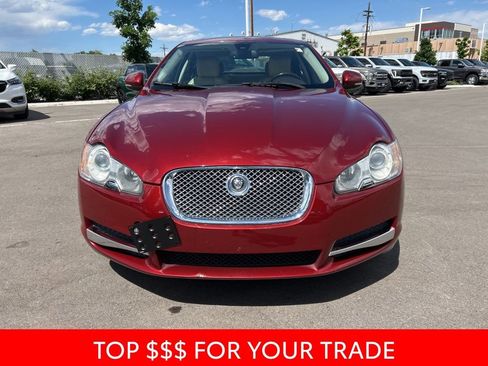 Used 2010 Jaguar XF Luxury RWD image 2