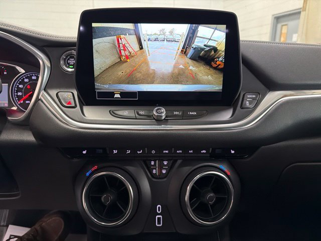 Certified 2024 Chevrolet Blazer LT w/ Convenience Package FWD image 18