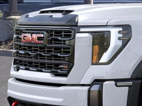 New 2026 GMC Sierra 2500 AT4 w/ AT4 Premium Plus Package AWD/4WD image 13