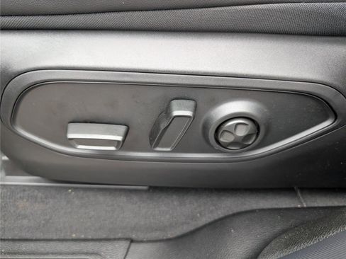 New 2026 Jeep Grand Cherokee L Limited image 18