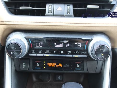Used 2022 Toyota RAV4 Limited w/ Limited Grade Weather Package AWD/4WD image 20