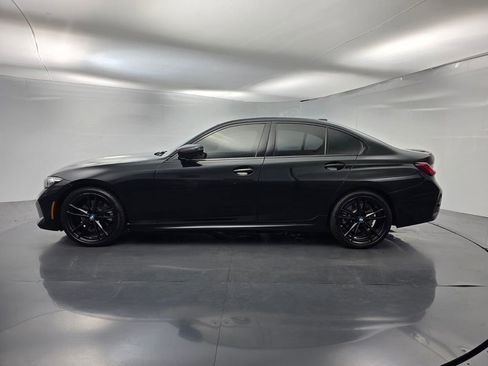 Used 2024 BMW 330i Sedan w/ M Sport Package RWD image 7