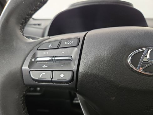 Used 2023 Hyundai Kona Limited image 15