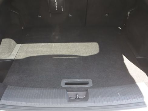 Used 2024 Nissan Rogue S FWD image 20