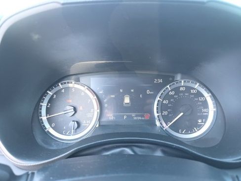 Used 2024 Toyota Highlander LE image 19