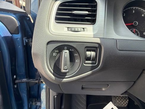 Used 2015 Volkswagen Golf TDI SE FWD image 26