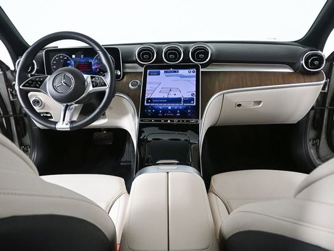 Certified 2024 Mercedes-Benz C 300 4MATIC Sedan image 16