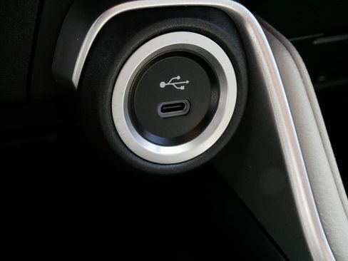 Used 2024 Toyota Grand Highlander AWD image 30