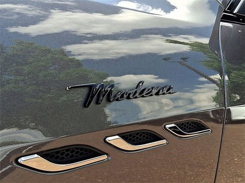 Certified 2022 Maserati Ghibli Modena Q4 image 33