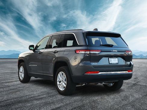 New 2025 Jeep Grand Cherokee Laredo X w/ Trailer Tow Package image 2