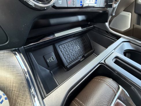 Used 2025 Ford F150 King Ranch w/ FX4 Off-Road Package image 29