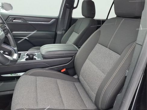Used 2025 GMC Acadia Elevation AWD/4WD image 20