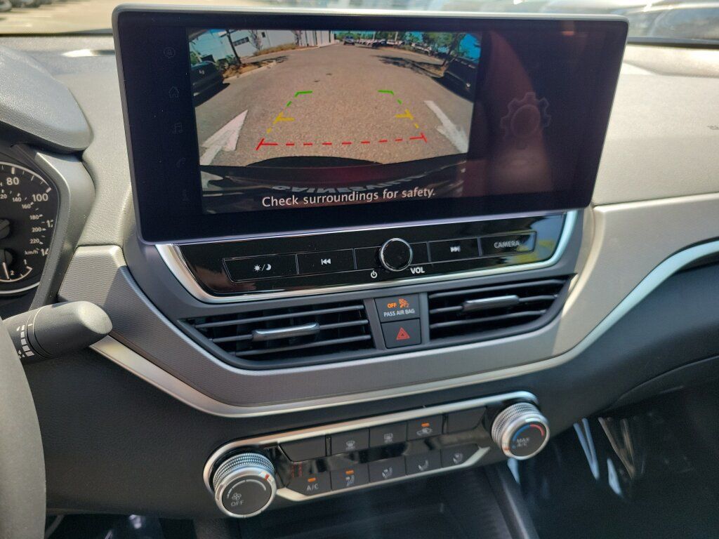 New 2026 Nissan Altima 2.5 SR FWD image 30