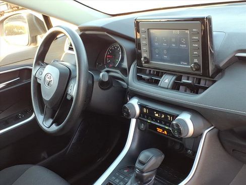 Used 2019 Toyota RAV4 XLE image 13
