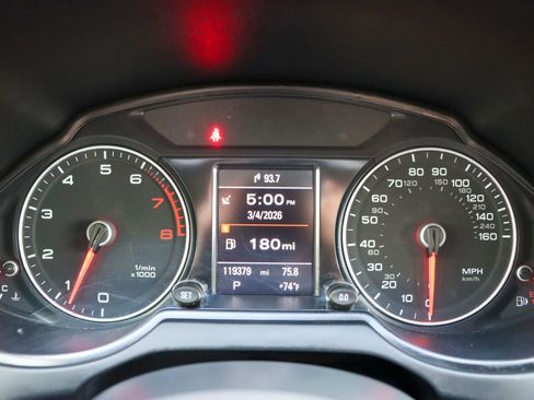 Used 2016 Audi Q5 2.0T Premium Plus w/ Technology Package image 32