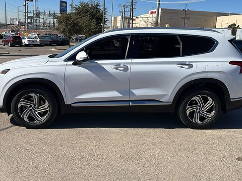 Used 2023 Hyundai Santa Fe SEL w/ Premium Package image 4