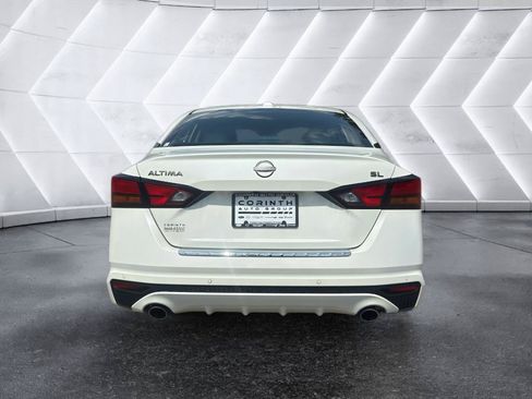 Used 2023 Nissan Altima 2.5 SL FWD image 6
