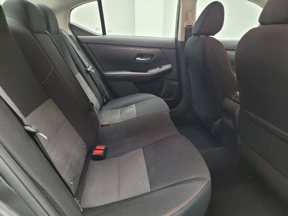 Used 2025 Nissan Sentra SR FWD image 19