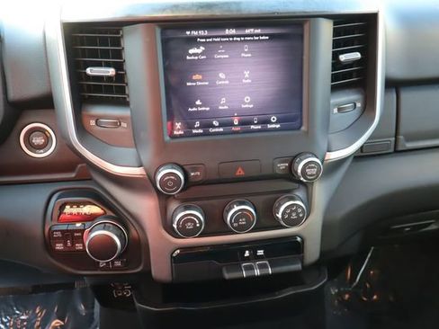 Used 2019 RAM 1500 Big Horn AWD/4WD image 30