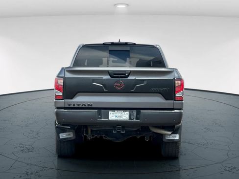 Used 2024 Nissan Titan PRO-4X w/ Pro-4x Utility Package AWD/4WD image 7