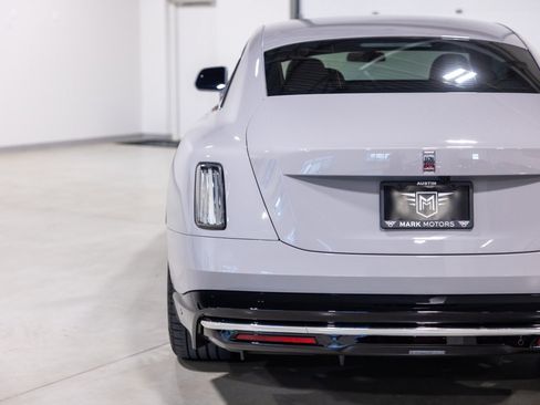 Used 2024 Rolls-Royce Spectre w/ Spectre Launch Package AWD/4WD image 14