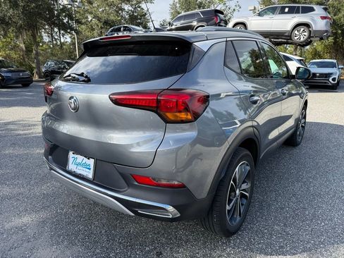Used 2021 Buick Encore GX Essence image 8