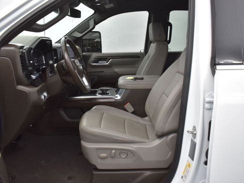 Used 2024 GMC Sierra 2500 SLT w/ Texas SLT Premium Package image 15