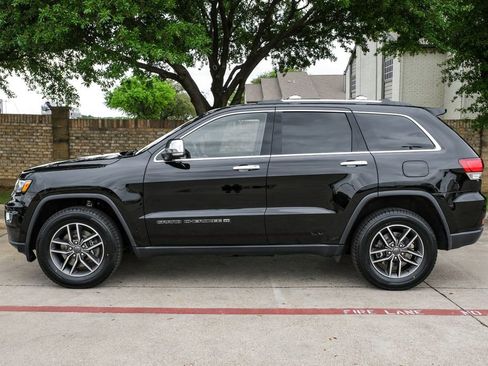 Used 2022 Jeep Grand Cherokee Limited w/ Tech Group image 19