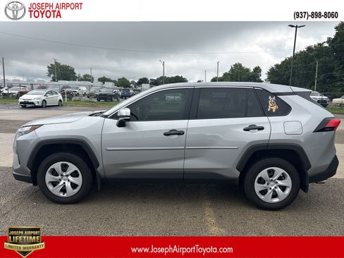 Used 2024 Toyota RAV4 LE AWD/4WD image 1