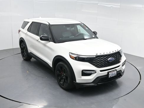 Used 2022 Ford Explorer ST w/ ST Street Pack image 44