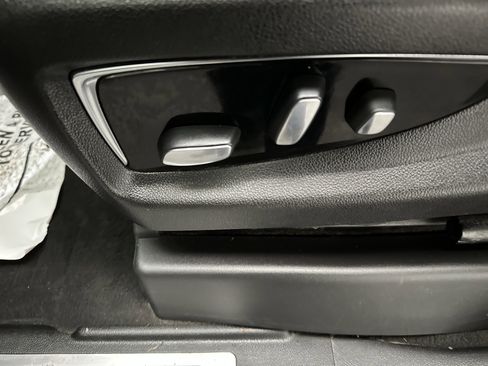 Used 2019 Cadillac Escalade Premium Luxury w/ LPO, Radiant Package image 23