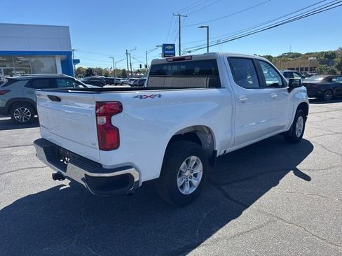 Used 2025 Chevrolet Silverado 1500 LT AWD/4WD image 8