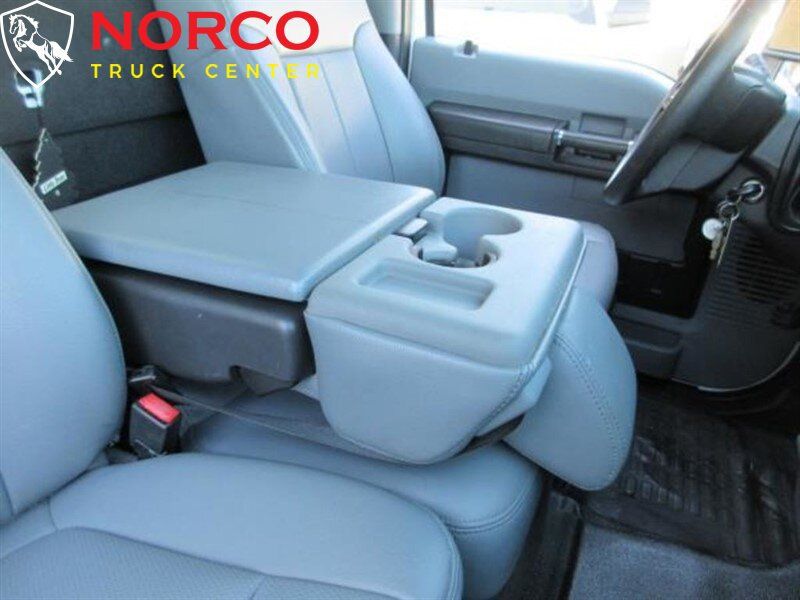Used 2016 Ford F250 XL w/ Power Equipment Group RWD image 16