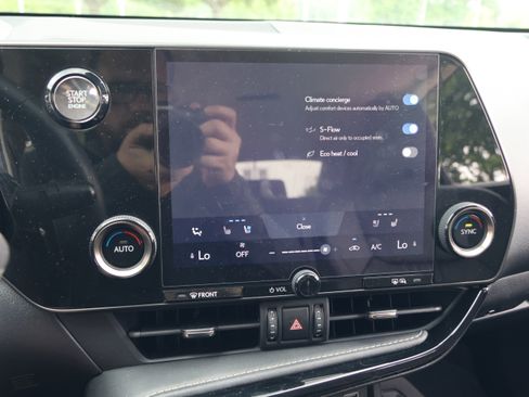 Used 2024 Lexus NX 250 FWD image 27