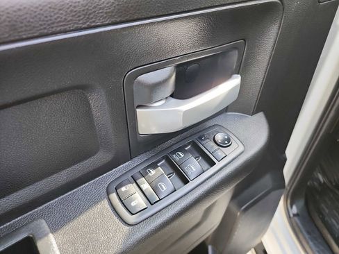 Used 2019 RAM 3500 Tradesman image 17