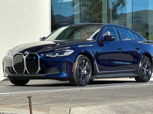 Used 2023 BMW i4 eDrive35 w/ Premium Package image 7