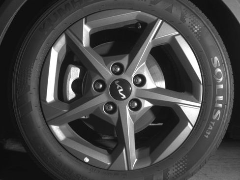 Used 2025 Kia K4 LXS image 12