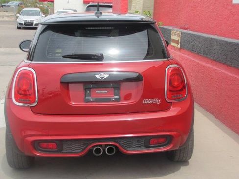 Used 2018 MINI Cooper S image 6
