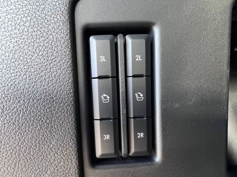 Used 2019 Lincoln Navigator L Reserve AWD/4WD image 9