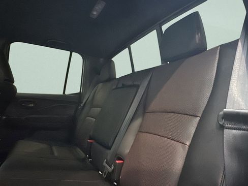 New 2026 Honda Ridgeline Black Edition image 16