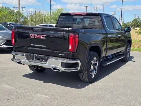 New 2026 GMC Sierra 1500 SLT AWD/4WD image 5