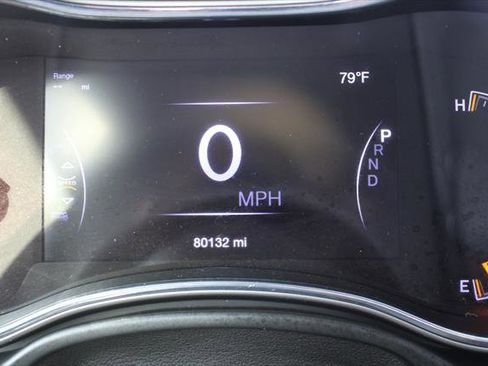 Certified 2021 Jeep Grand Cherokee Limited w/ Trailer Tow Group IV image 2