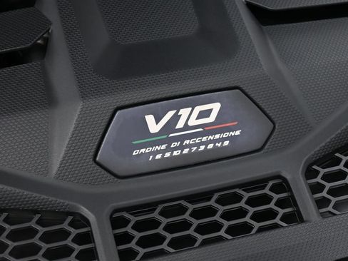Used 2024 Lamborghini Huracan Sterrato AWD/4WD image 28