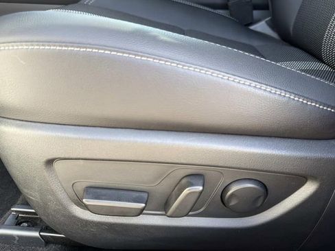 Used 2026 MAZDA CX-50 AWD 2.5 S w/ Preferred Pkg image 21