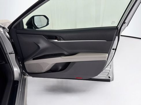Used 2023 Toyota Camry LE FWD image 25