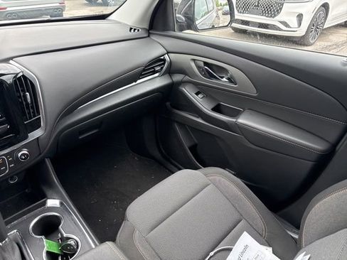 Used 2020 Chevrolet Traverse LS image 17