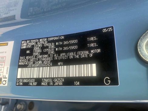 Used 2025 Toyota 4Runner TRD Sport Premium AWD/4WD image 32