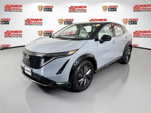 Used 2024 Nissan Ariya AWD image 16