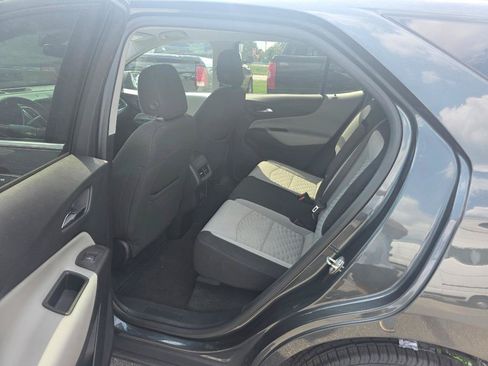 Used 2019 Chevrolet Equinox LT w/ LPO, Floor Liner Package FWD image 7