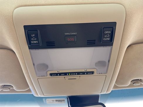 Used 2017 Lexus LS 460 L RWD image 24